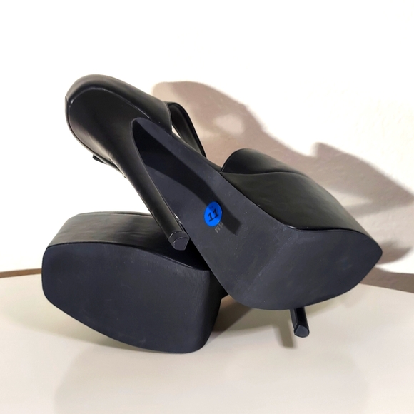 Dolls Kill x Marilyn Manson Black Faux Leather Platform Ankle Strap Heels - Picture 5 of 16